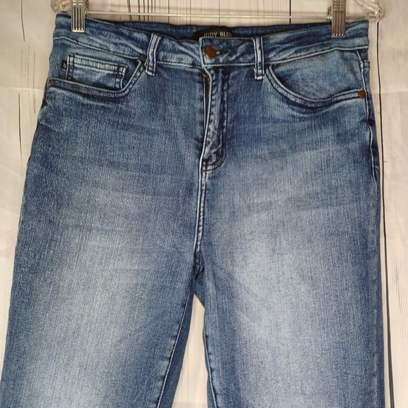 Judy Blue Skinny Raw Hem Relaxed Fit  Blue Women's Jeans - Picture 3 of 11